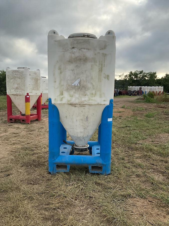 Used Snyder Flow Master Hopper
