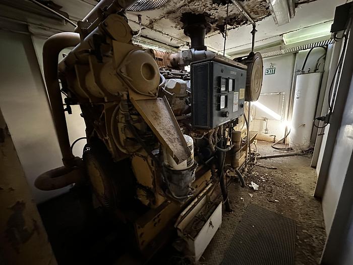 Used 2001 Cat 3508-B 800KW Generator