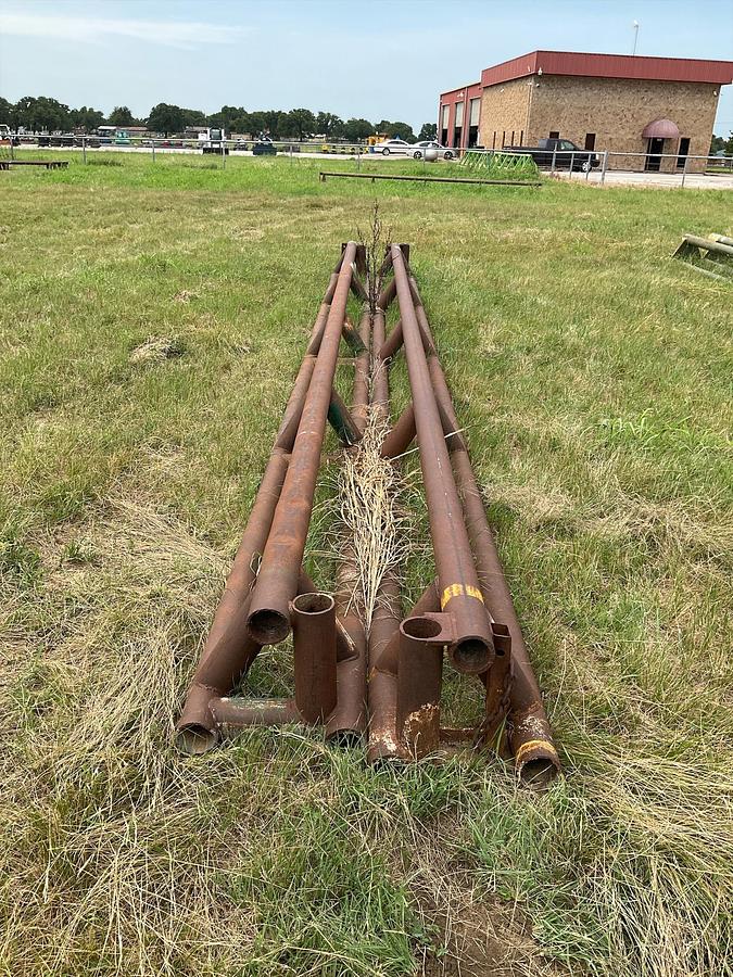 Used Pipe Racks – Set of 2