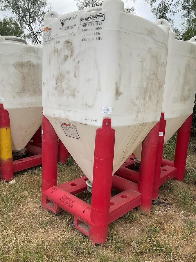 Used Snyder Flow Master Hopper