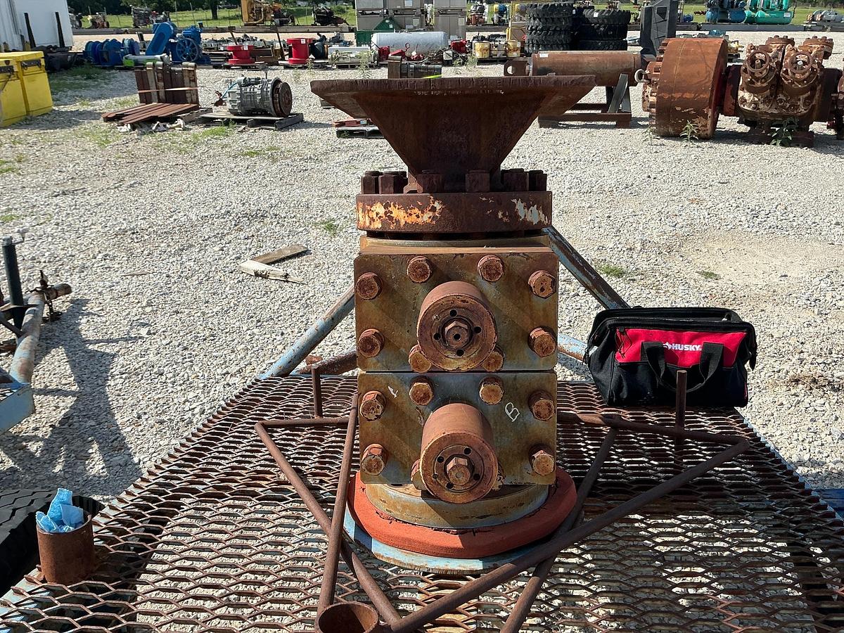 Used Manual Double Shutter BOP Trailered