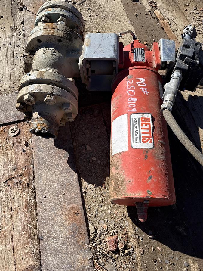 Used Bettis Actuators and controlers