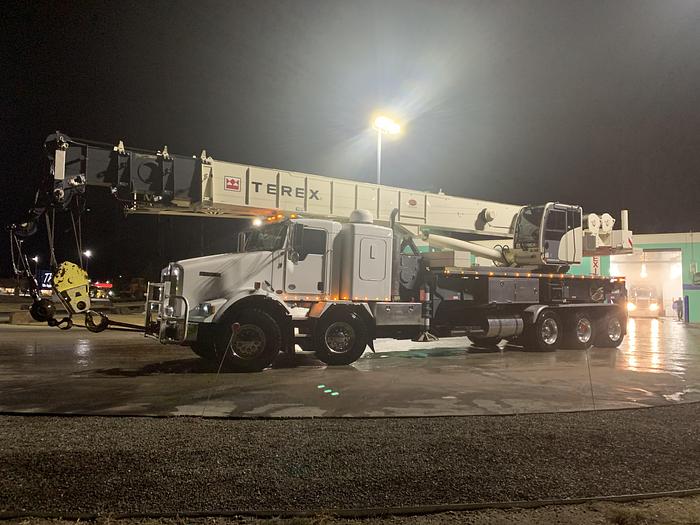 Used 2015 Terex Crossover 8000 on Kenworth T800