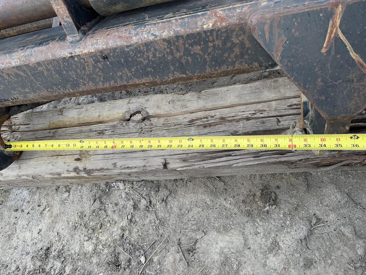 Used Loader Forks (5ft)