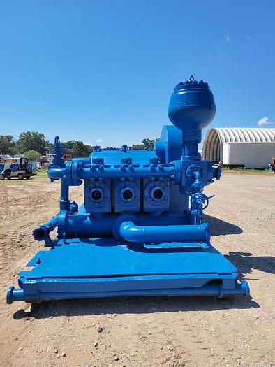 Used Skid Mounted Continental EMSCO F-1000 Triplex Mud Pump