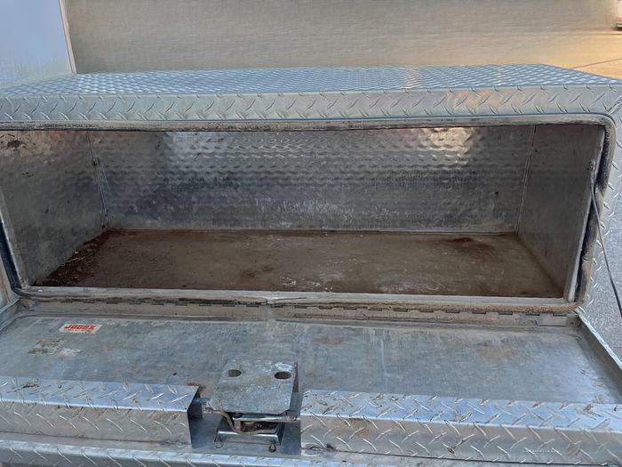 Used 2006 Aluminum Trailer Enclosed T/A 20 ft