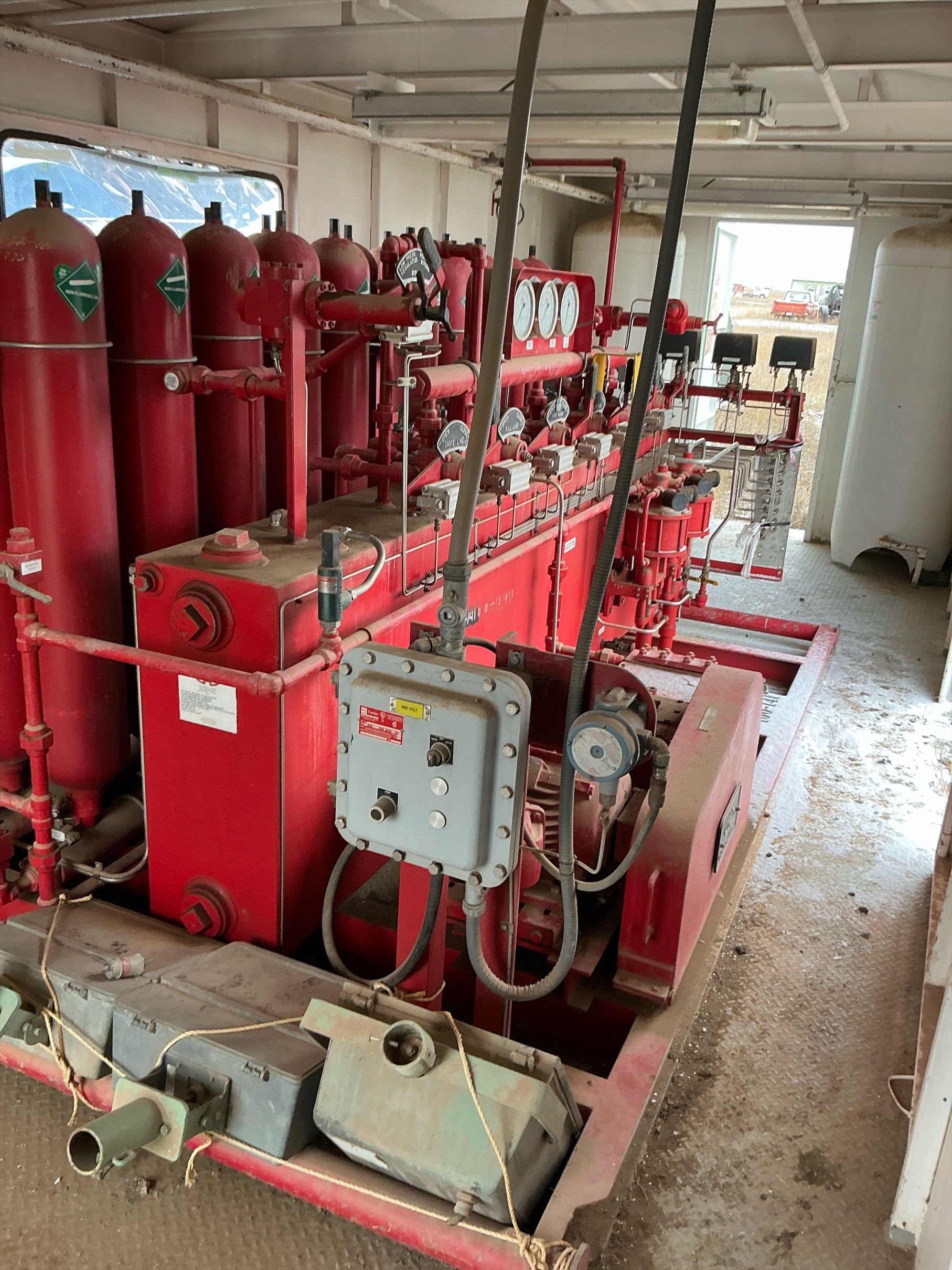 Used 6 Station Koomey/Accumulator CAD Control