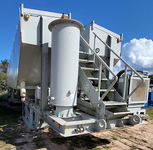 Used 2010 Appco  4,000 Cubic FT Moble Sand Storage Trailer