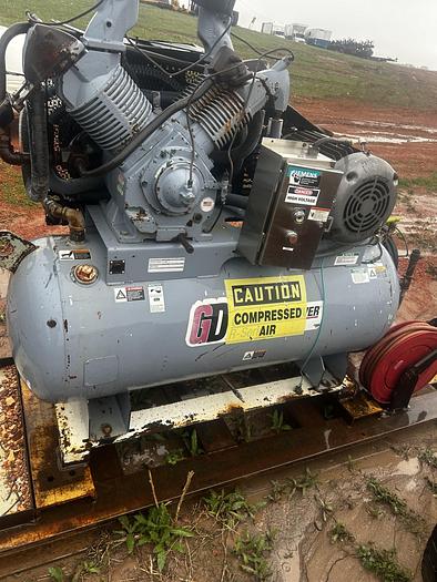 Used Air compressor 