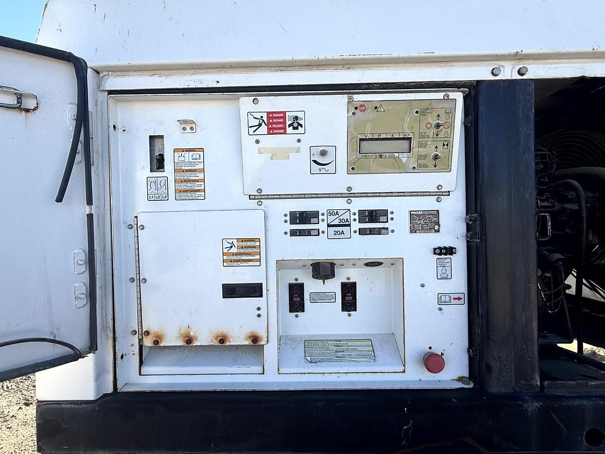 Used 2005 WACKER GENERATOR G25