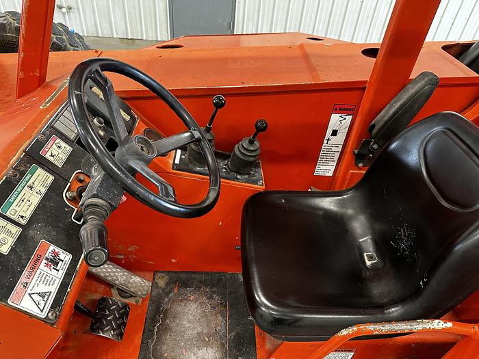 Used JLG SkyTrak 8042