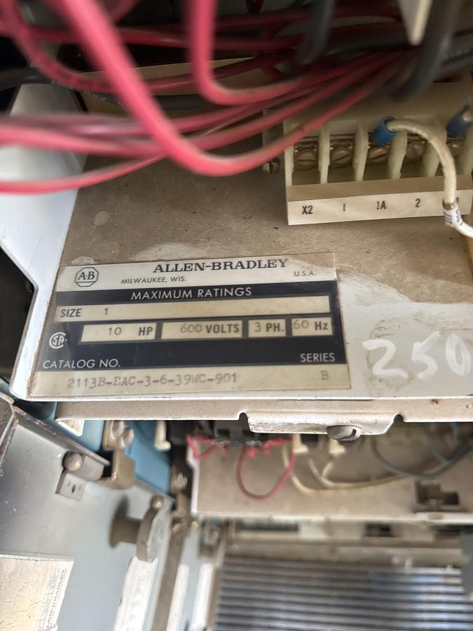 Used ALLEN BRADLEY 600 volts breaker 60 HZ