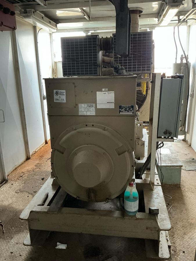 Used 2005 Cummins 500kw Diesel Generator