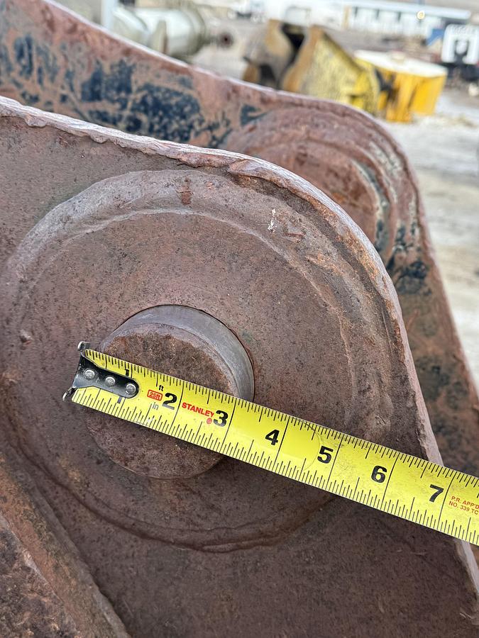 Used TAG 24in Excavator Bucket