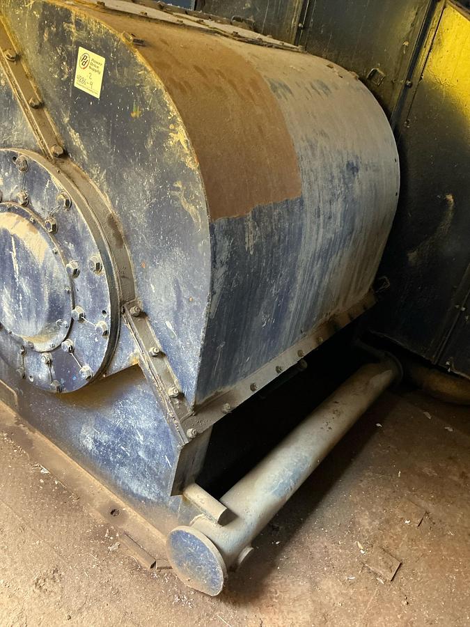 Used Welded Steel Enclosed Mud Pump Shed Skid 