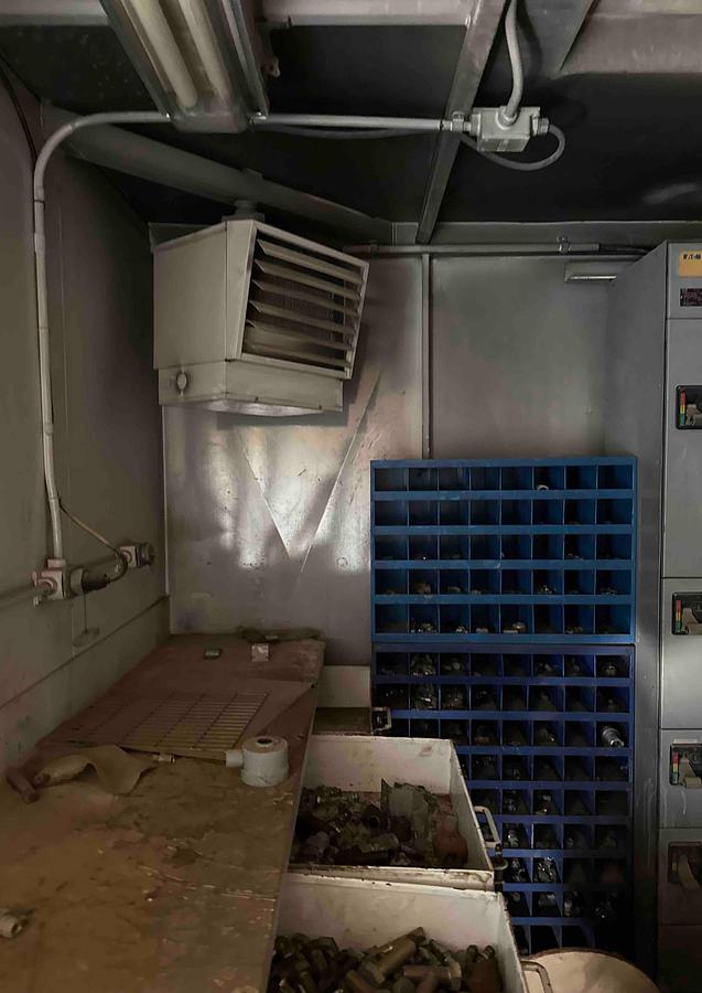 Used Tesco Top Drive House W/Detroit Diesel Series 60 500KW Diesel Generator Set