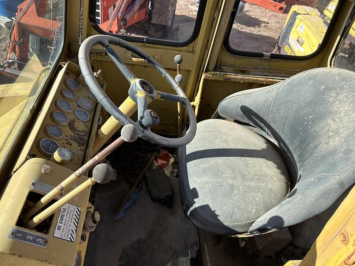 Used International harvester  H65