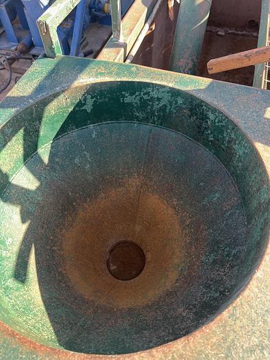 Used Mud Mixing Tank 200 BBL With Shaker