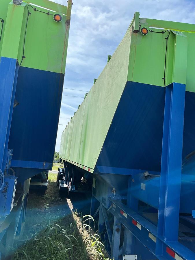 Used 2011 APPCO SAND KING FS-40 PORTABLE TRANSFER TRAILER