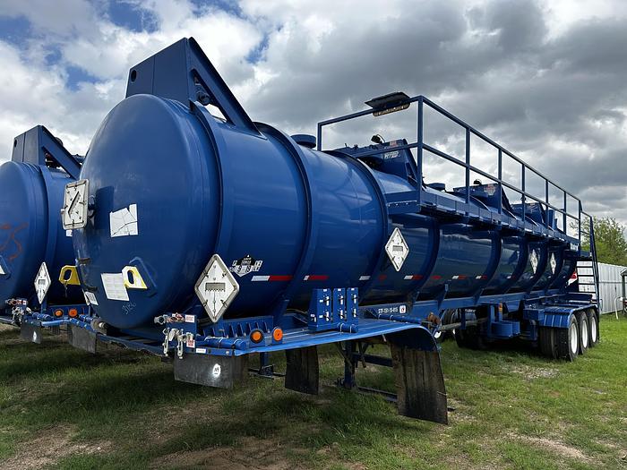 Used 2015 Worley Acid/ Gel Transport Trailer