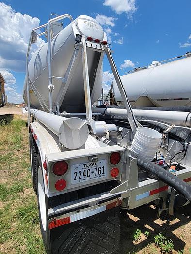 Used 1984 Fruehauf Corporation Cementer