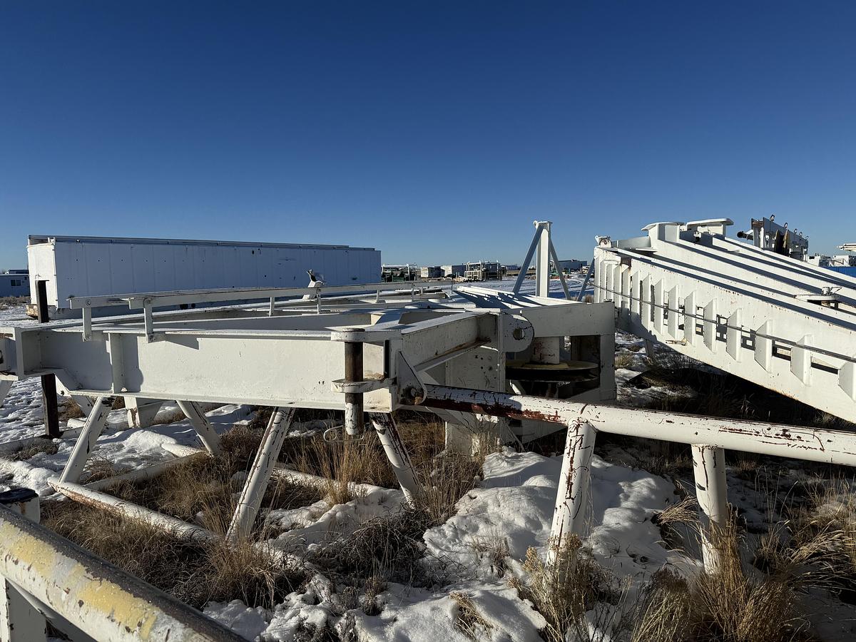 Used Lee C Moore Million lb. Mast