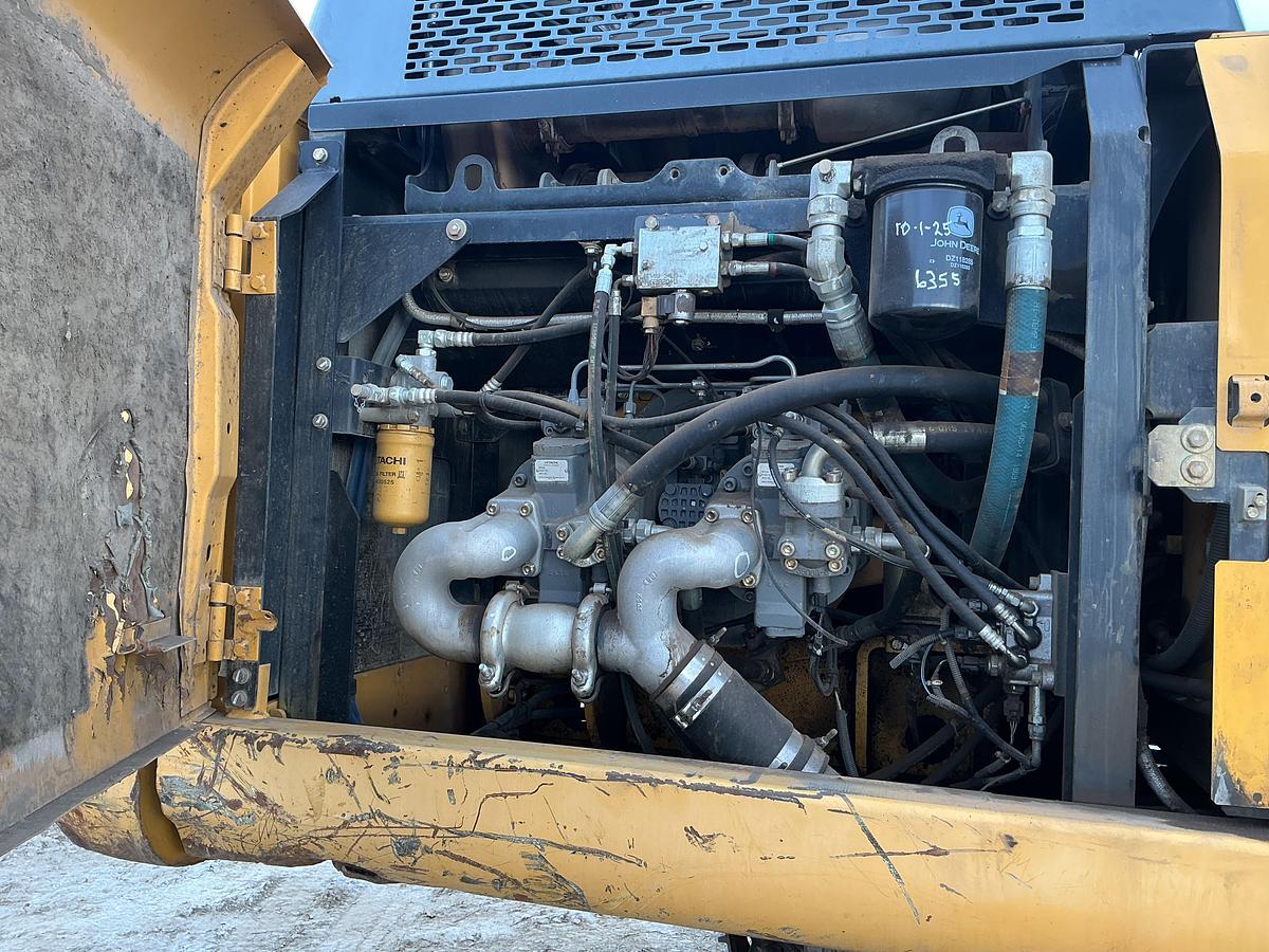 Used 2015 DEERE 350G-LC