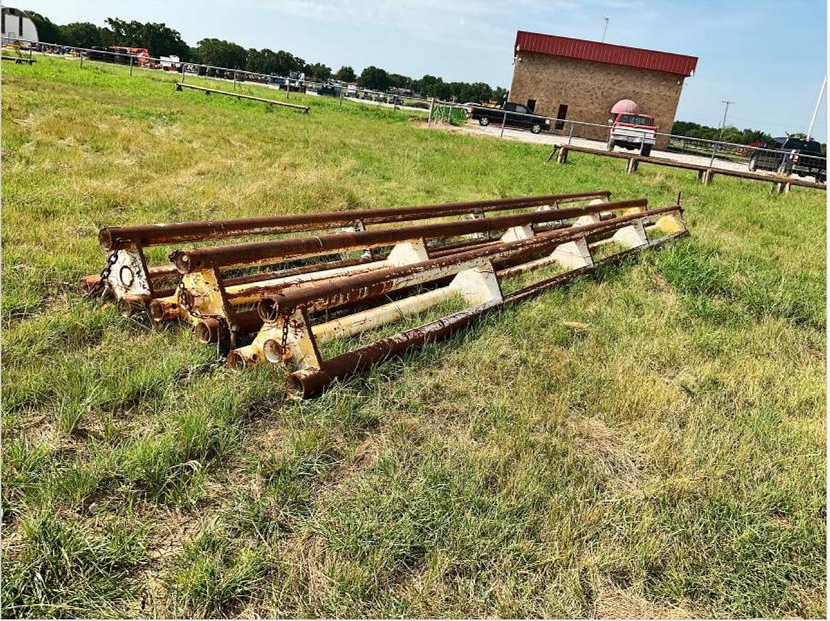 Used Pipe Racks – Set of 2