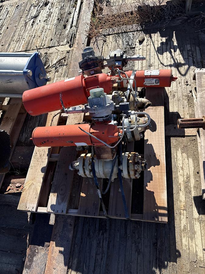 Used Bettis  Actuators and controlers