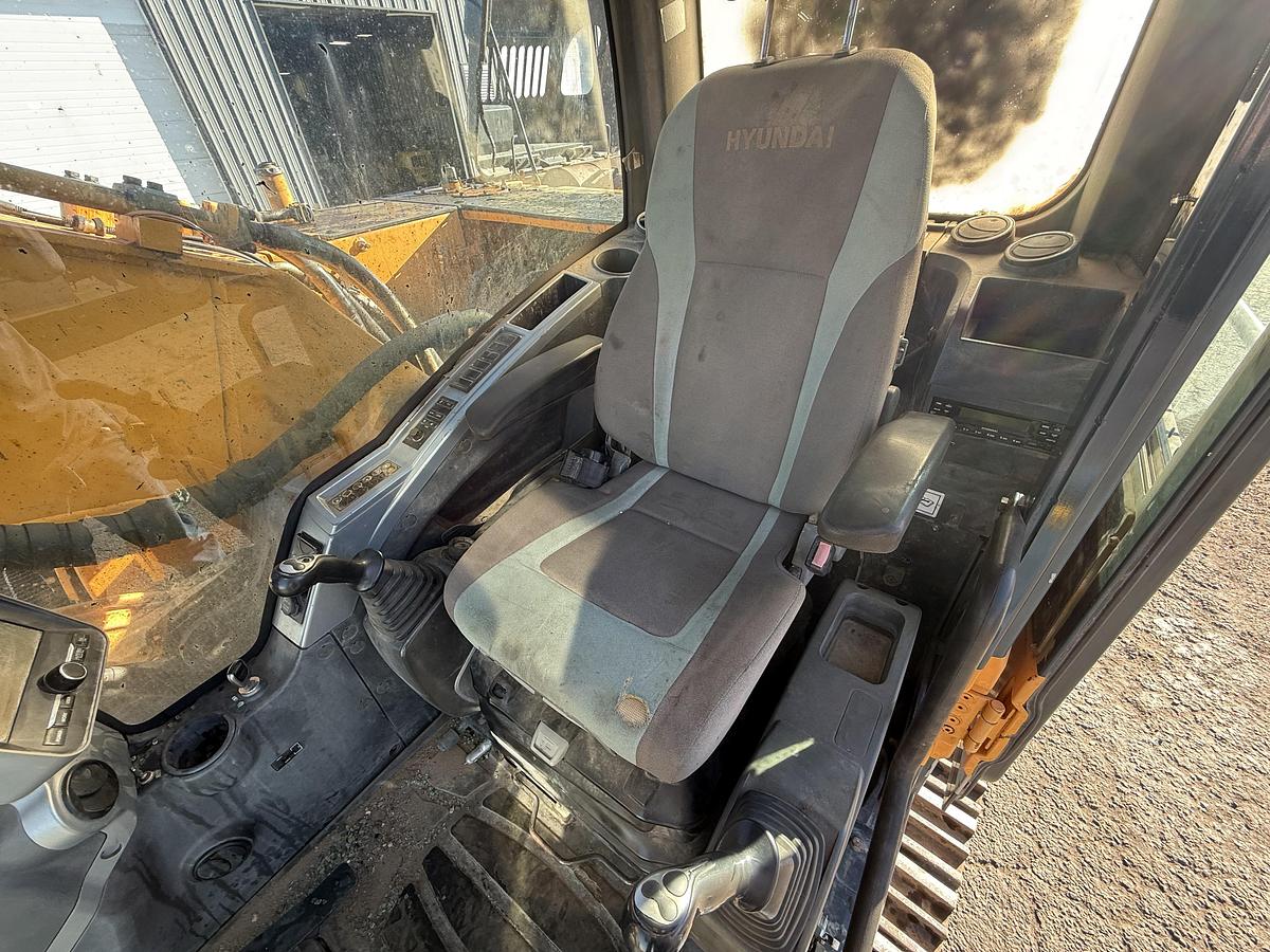 Used 2011 HYUNDAI ROBEX 250 LC9 EXCAVATOR