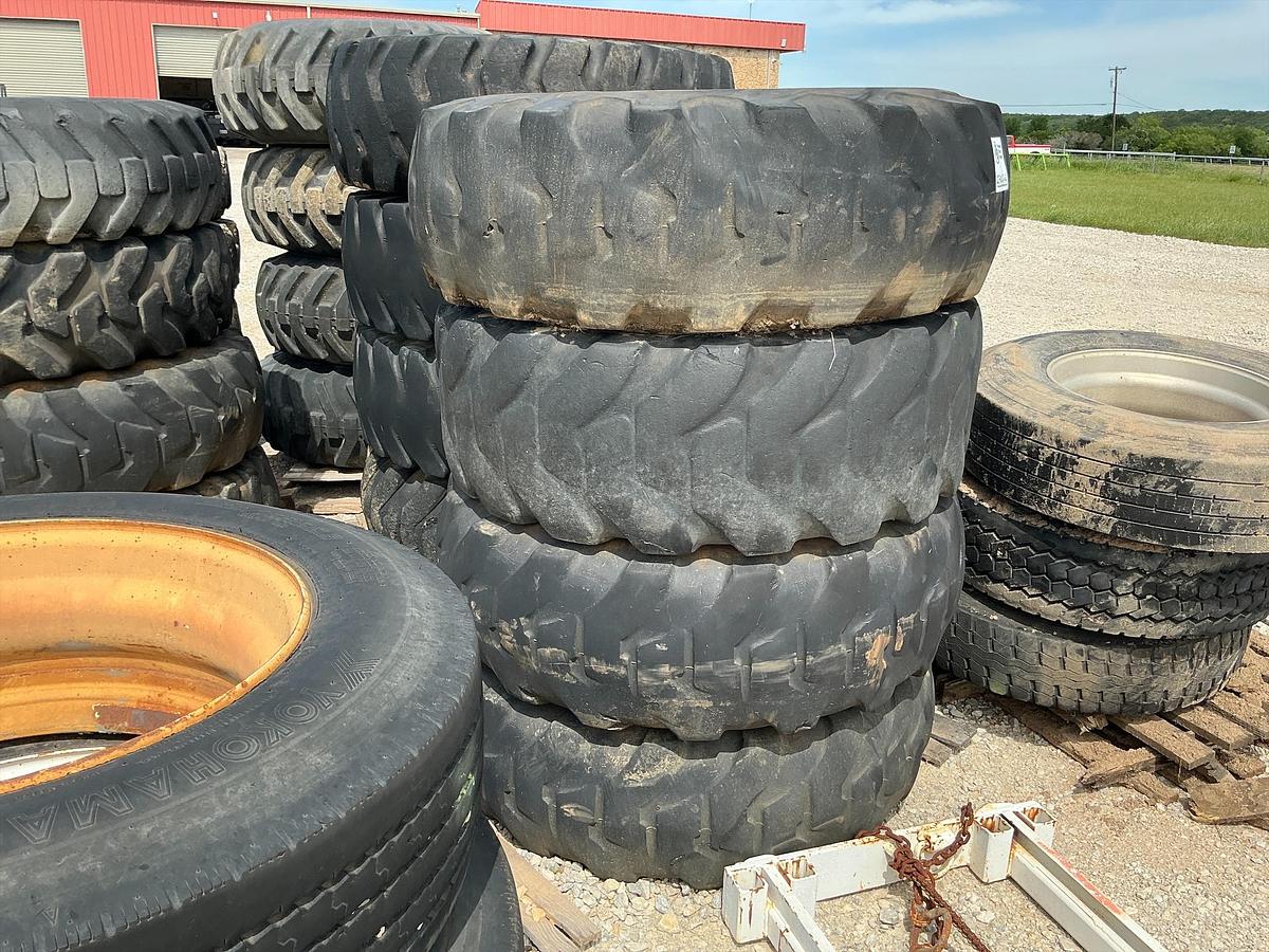 Used Dynamo DynaGrip Tires