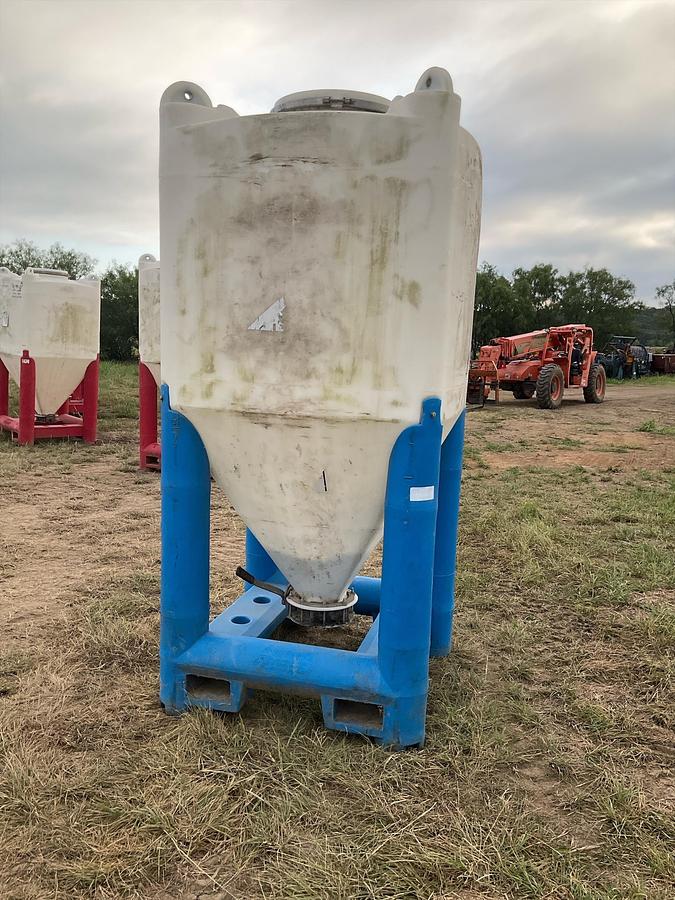 Used Snyder Flow Master Hopper