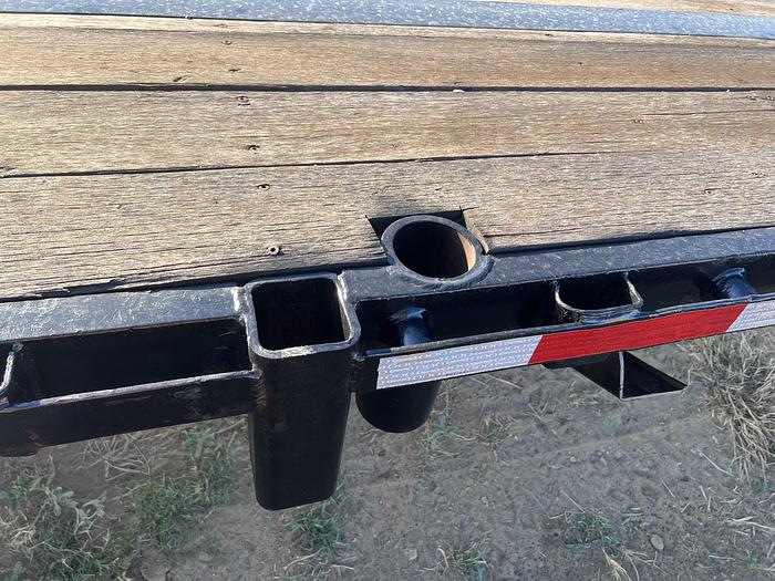 Used 2010 Dorsey 3 axle rolling tail trailer