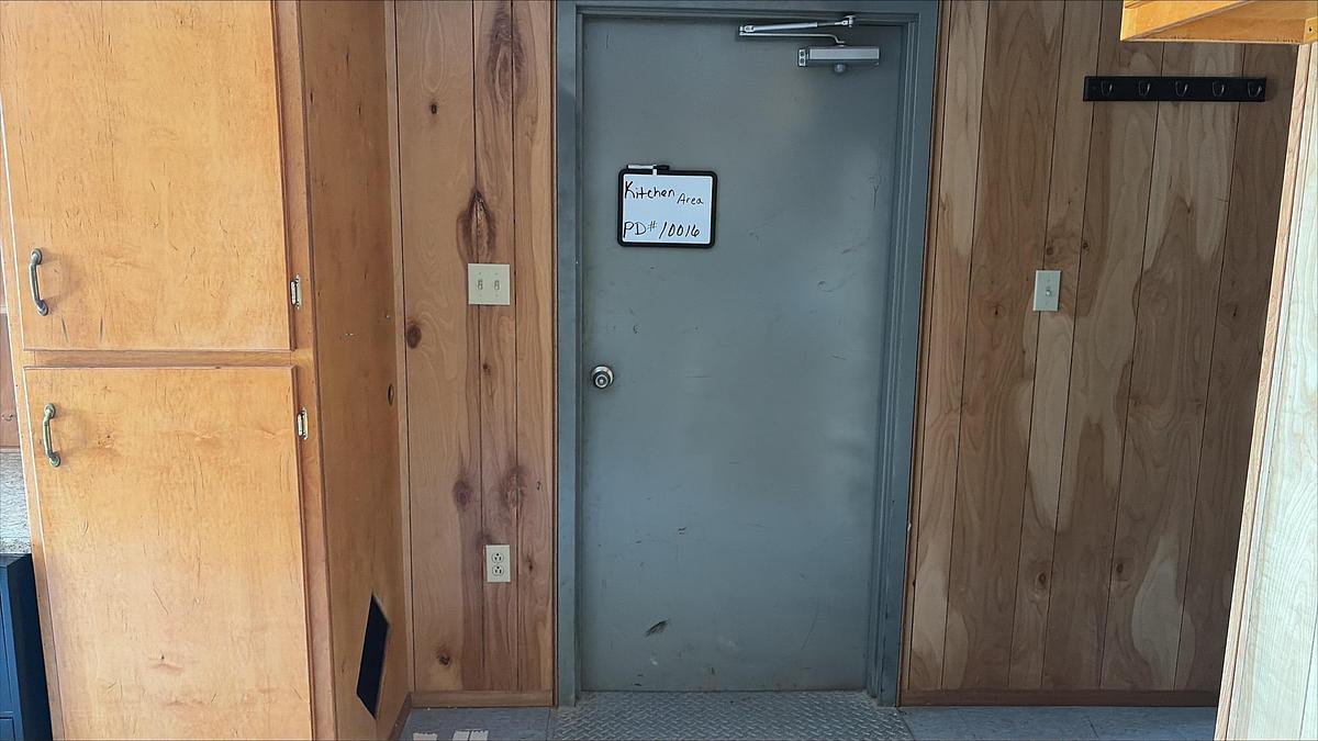 Used Crew House, Man Camp
