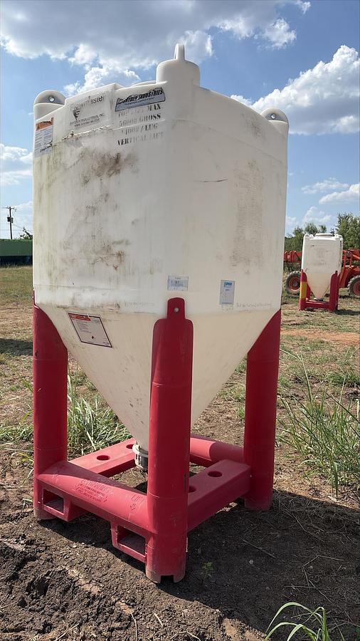 Used Snyder Flow Master Hopper