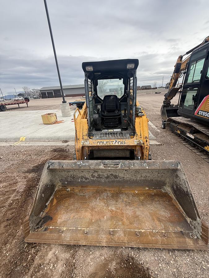 Used 2004 Mustang MTL 16 Skid Steer
