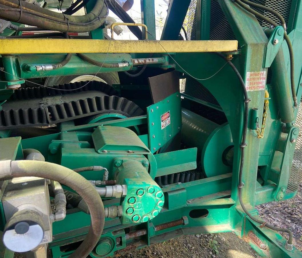 Used 2013 CHARLTON & HILL ESH-1701 T/A SAND HOGG TRAILER