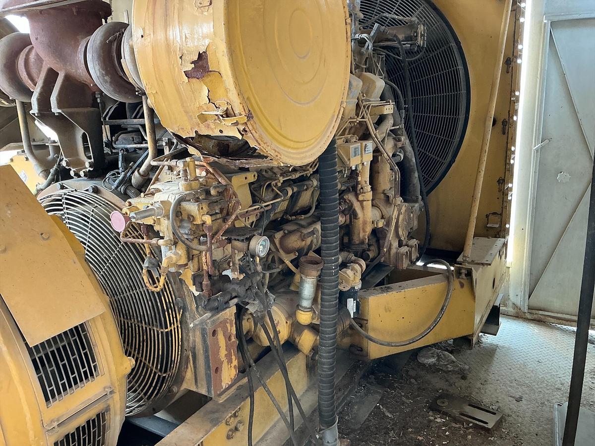 Used Cat Generator, Skid, (With Air Compressors)