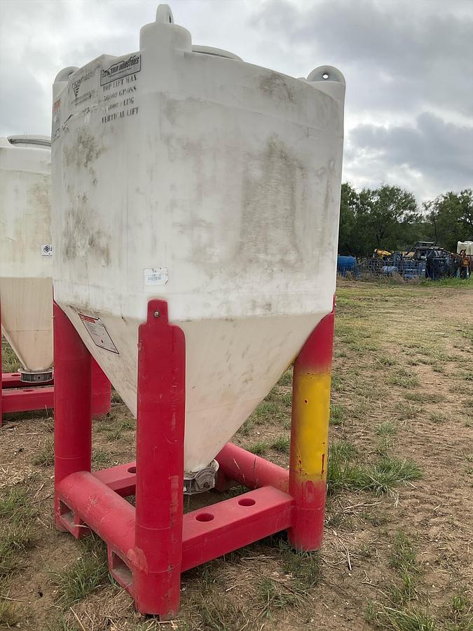 Used Snyder Flow Master Hopper