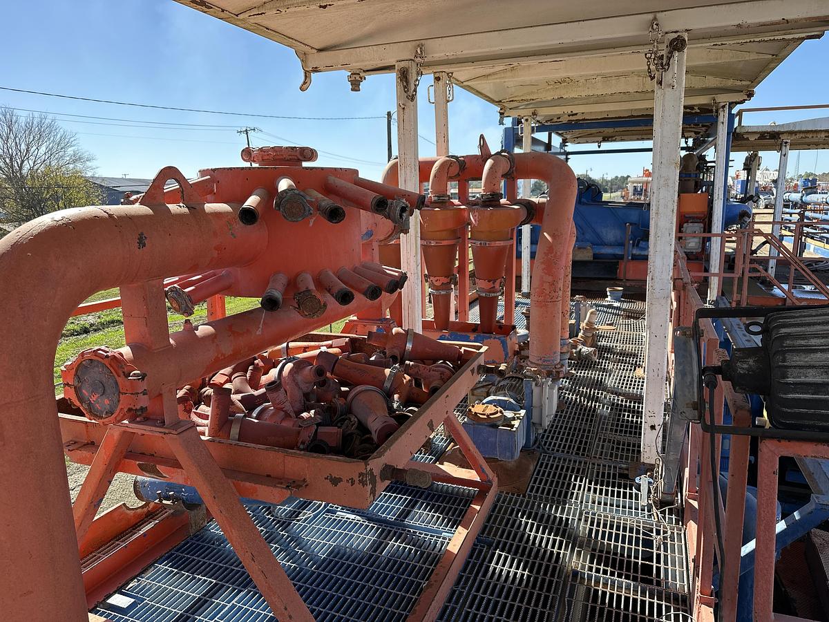 Refurbished NOV IDEAL RIG 1500 HP WALKING DRILL RIG