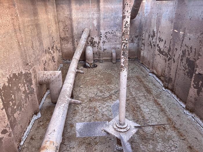 Used Mud Mixing Tank 200 BBL with shaker