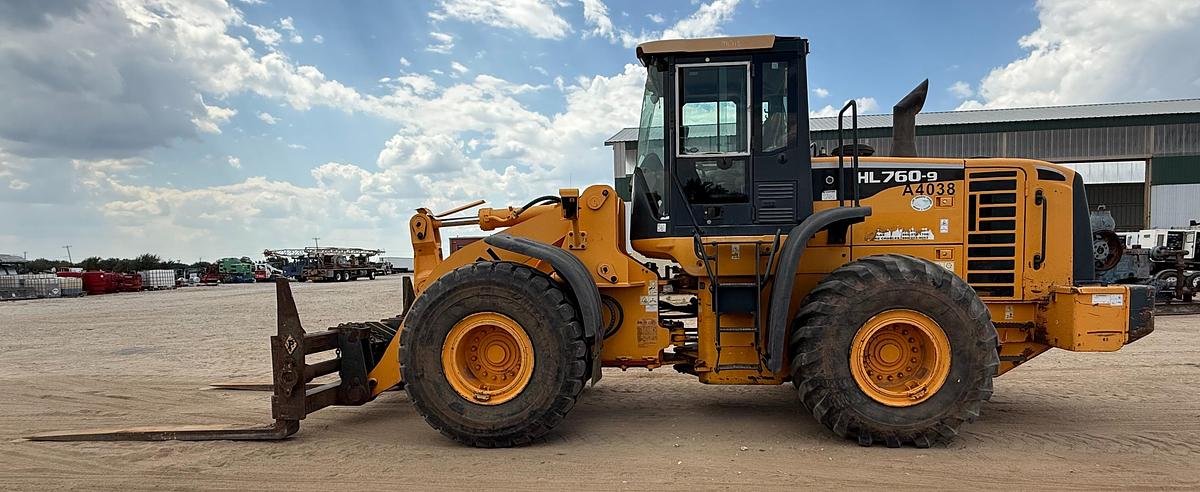 Used Hyundai HL760-9 Wheel Loader