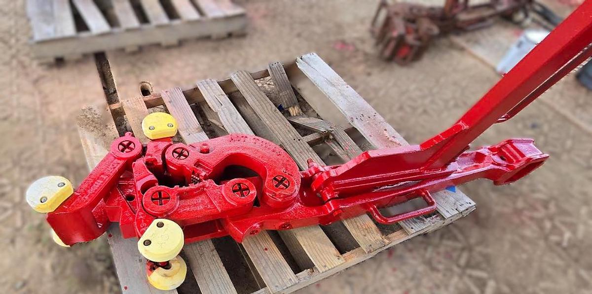 Used Manual Tongs Type B (4&1/4 - 6&3/4)