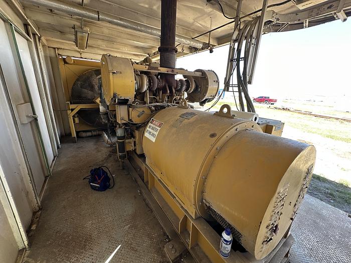Used 2001 Cat 3508-B 800KW Generator