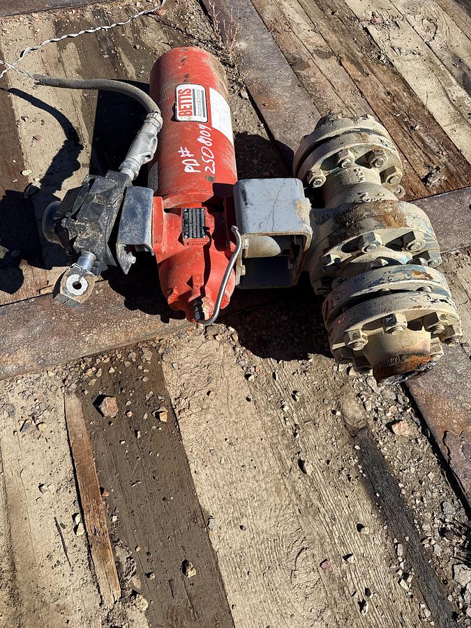 Used Bettis Actuators and controlers