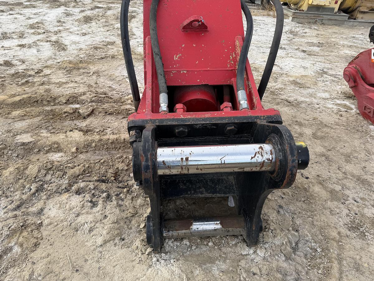 Used Concrete Pulverizer UFC 210