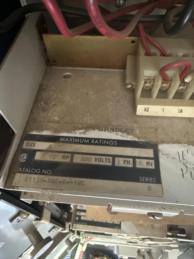 Used ALLEN BRADLEY 600 volts 60 HZ buckets