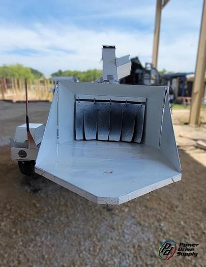 Used 2009 Midsouth Gas Powered Wood Chipper