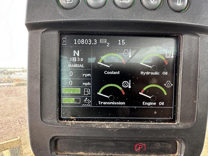 Used John Deere 624 K