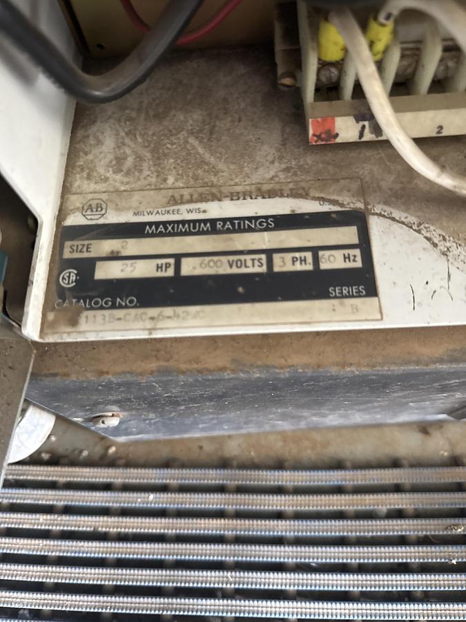 Used ALLEN BRADLEY 600 volts breaker 60 HZ